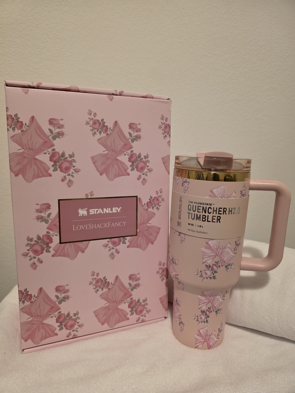 Stanley Pink Loveshackfancy Print Quencher Tumbler 40 Oz